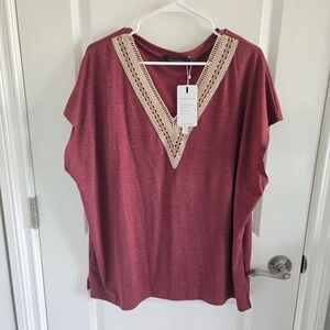 NWT Merokeety Mauve Crochet Lace V-Neck Top